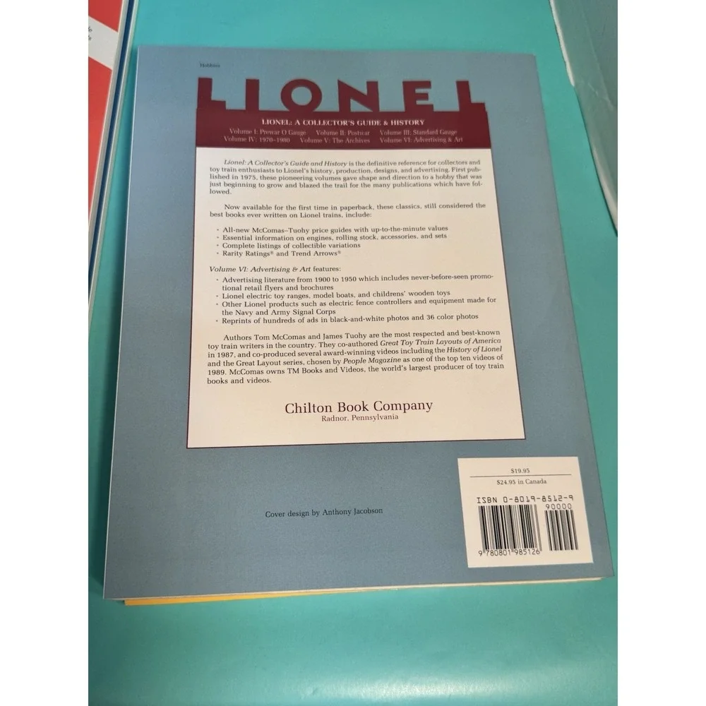 Lionel: A Collectors Guide & History by McCombs/Tuohy‎ Boxed Set Chilton